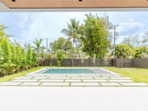 549 East Dr, Miami Springs FL 33166