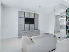 19707 Turnberry Way TH6, Aventura FL 33180
