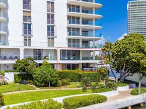 19707 Turnberry Way TH6, Aventura FL 33180