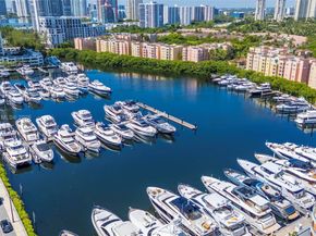 19707 Turnberry Way TH6, Aventura FL 33180