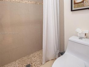 4715 NW 82nd Ave 1405, Lauderhill FL 33351