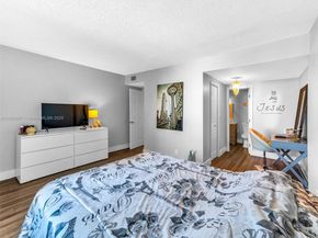 3800 Hillcrest Dr 907, Hollywood FL 33021