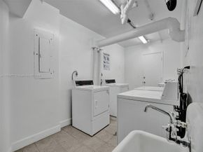 5005 Collins Ave 725, Miami Beach FL 33140