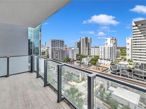 88 SW 7th St 1006, Miami FL 33130