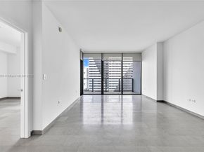 88 SW 7th St 1006, Miami FL 33130