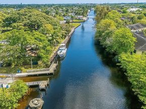 1480 SW 26th Ave, Fort Lauderdale FL 33312