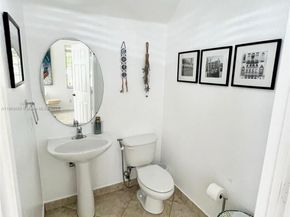 Undisclosed Address #A11869655, Hallandale Beach FL 33009