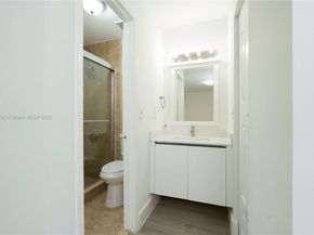 6080 W 26th Ct 1019, Hialeah FL 33016