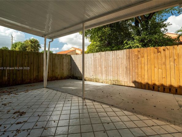 6080 W 26th Ct 1019, Hialeah FL 33016