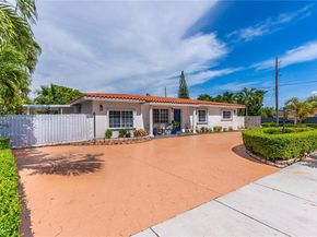 9901 SW 35th Ter, Miami FL 33165