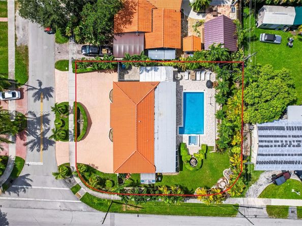 9901 SW 35th Ter, Miami FL 33165