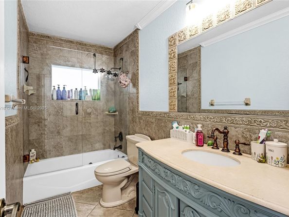 9901 SW 35th Ter, Miami FL 33165
