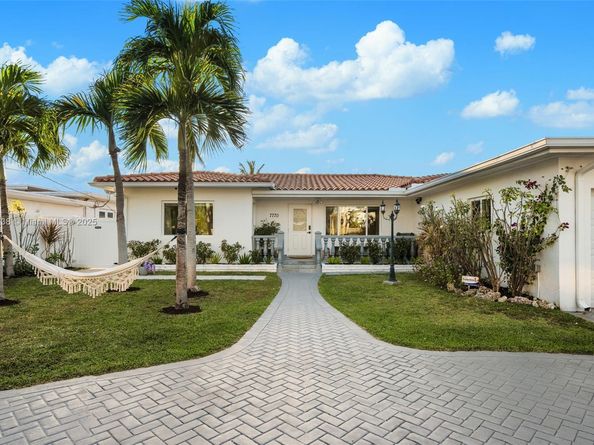 7770 Hawthorne Ave, Miami Beach FL 33141