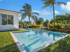 7770 Hawthorne Ave, Miami Beach FL 33141