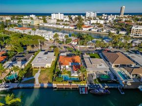 7770 Hawthorne Ave, Miami Beach FL 33141