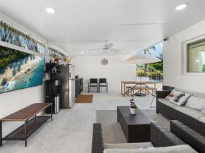 7770 Hawthorne Ave, Miami Beach FL 33141