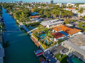7770 Hawthorne Ave, Miami Beach FL 33141