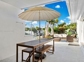 7770 Hawthorne Ave, Miami Beach FL 33141