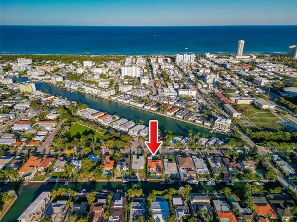 7770 Hawthorne Ave, Miami Beach FL 33141