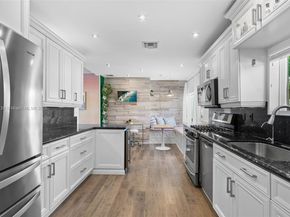 7770 Hawthorne Ave, Miami Beach FL 33141