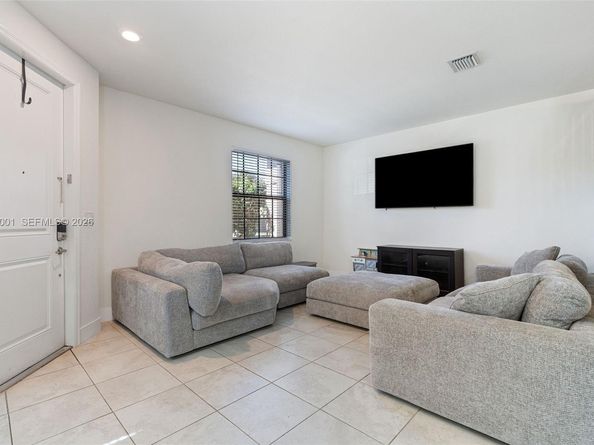 24981 SW 114 Ct, Homestead FL 33032