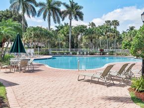 7358 NW 23rd St, Pembroke Pines FL 33024
