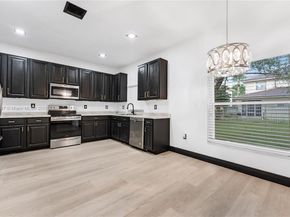 7358 NW 23rd St, Pembroke Pines FL 33024