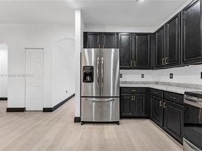 7358 NW 23rd St, Pembroke Pines FL 33024