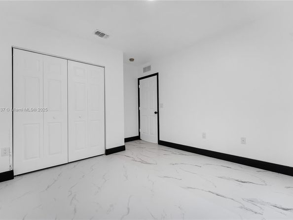 7358 NW 23rd St, Pembroke Pines FL 33024