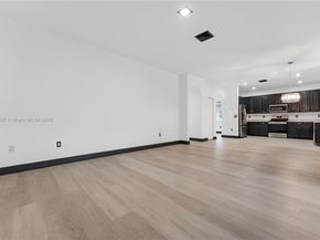 7358 NW 23rd St, Pembroke Pines FL 33024