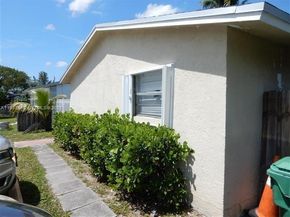 2845 NW 13th Ct, Fort Lauderdale FL 33311