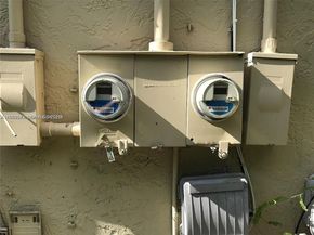 2845 NW 13th Ct, Fort Lauderdale FL 33311