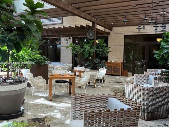 3400 SW 27th Ave 1105, Miami FL 33133