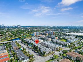 1450 NE 170th St 202, North Miami Beach FL 33162