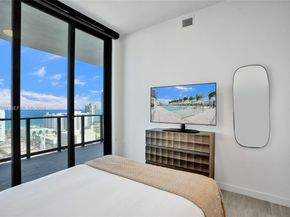 580 72nd St 1702, Miami Beach FL 33141