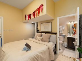 17211 SW 12th St, Pembroke Pines FL 33029