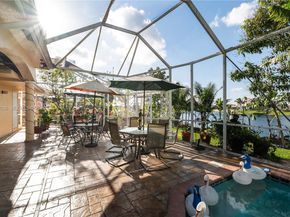 17211 SW 12th St, Pembroke Pines FL 33029