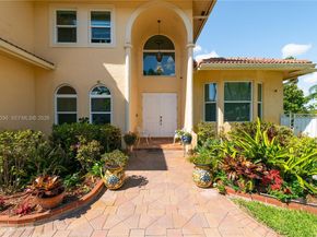 17211 SW 12th St, Pembroke Pines FL 33029