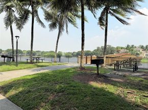 2470 Centergate Dr 101, Miramar FL 33025