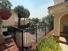2470 Centergate Dr 101, Miramar FL 33025