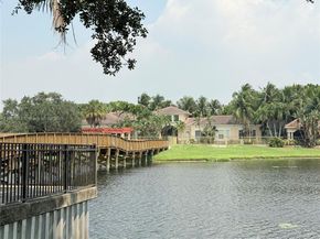 2470 Centergate Dr 101, Miramar FL 33025