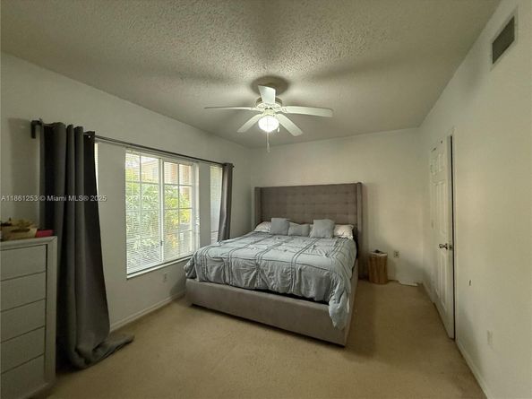 2470 Centergate Dr 101, Miramar FL 33025