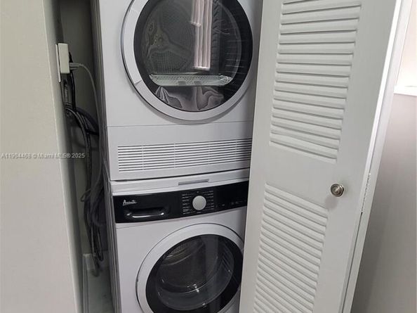 Undisclosed Address #A11904468, Miami FL 33130