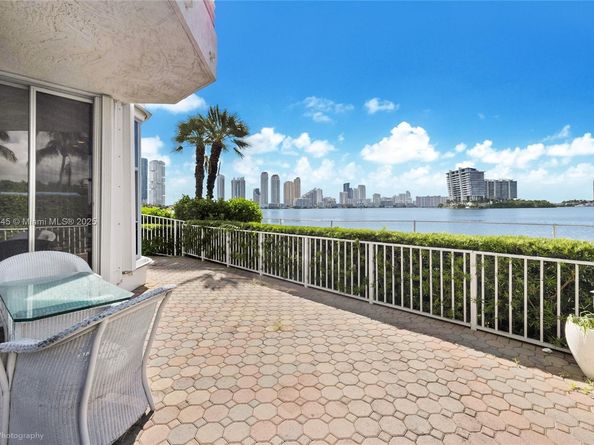 3530 Mystic Pointe Dr 101, Aventura FL 33180