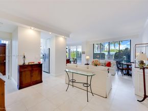 3530 Mystic Pointe Dr 101, Aventura FL 33180