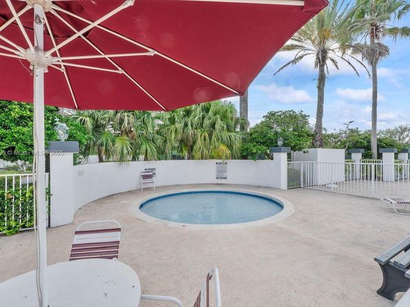 15101 SW 136th Pl, Miami FL 33186