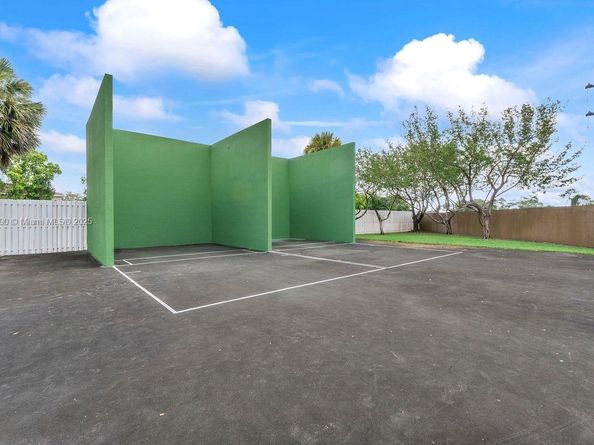 15101 SW 136th Pl, Miami FL 33186