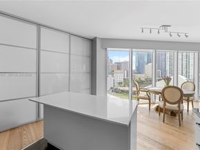 92 SW 3rd St 1201, Miami FL 33130