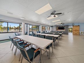 337 Pine Ridge Cir D2, Green Acres FL 33463