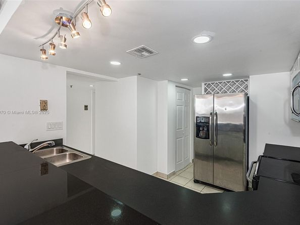 555 NE 15th St 603, Miami FL 33132